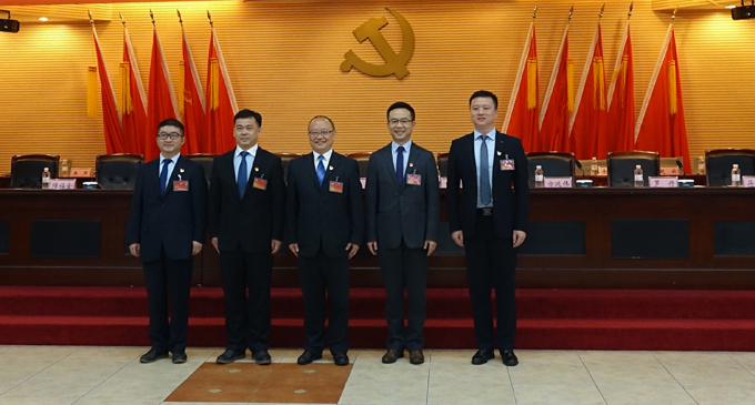 中国共产党贵州铁路投资有限责任公司第一次代表大会关于公司纪委工作报告的决议